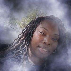 Meet your Posher, Ashlee